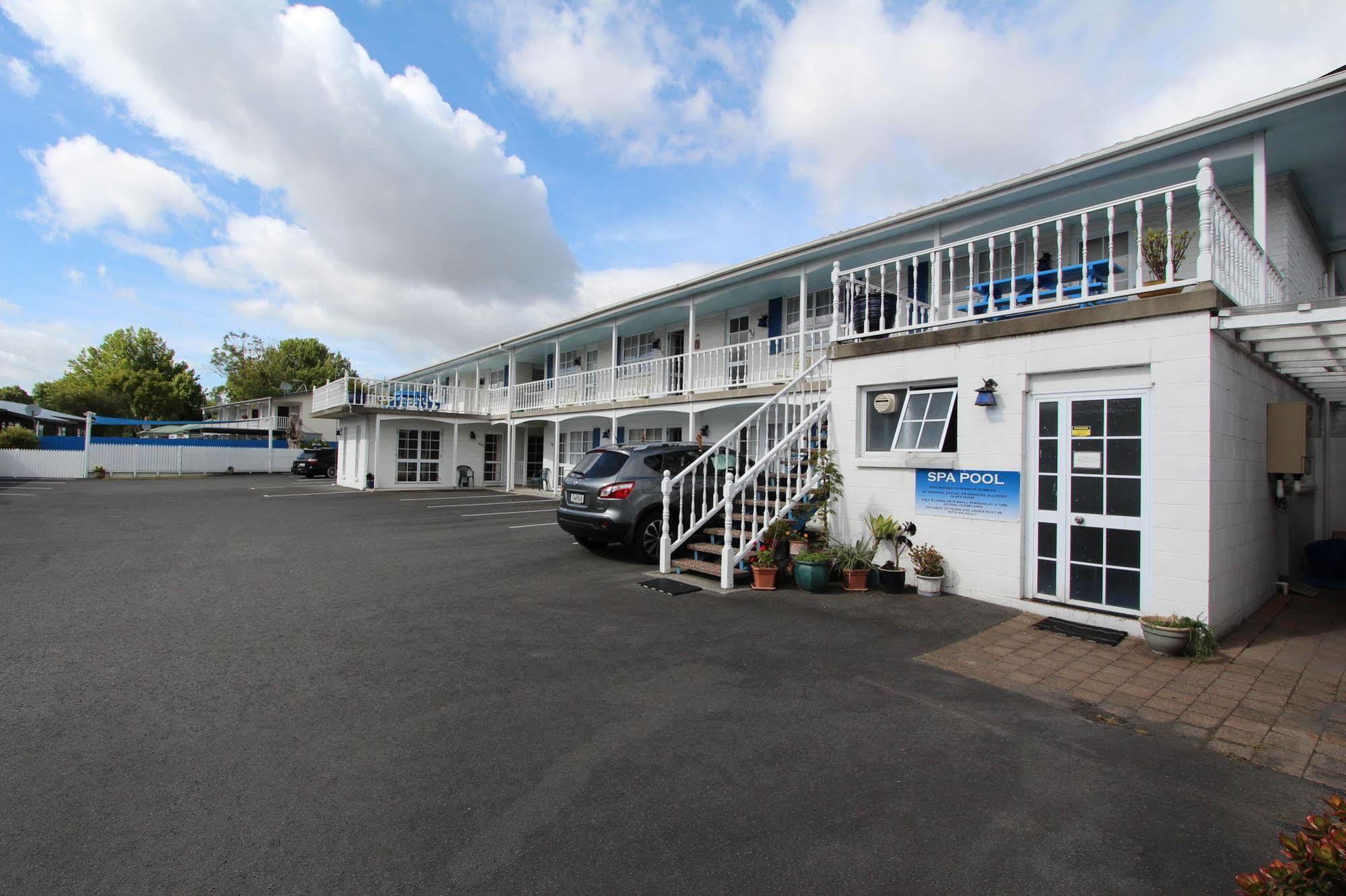 Boundary Court Motor Inn Hamilton Extérieur photo
